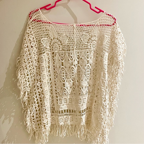 Crochet top (cover) - Picture 2 of 8